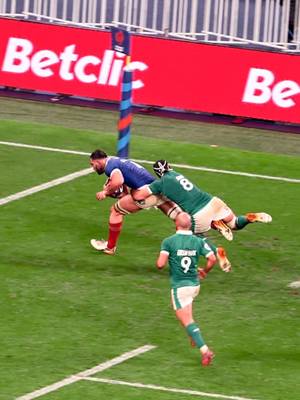 No matter what number he has on his back, Charles Ollivon is always in the right place 🤩 #sixnationsrugby #since1883 #guinnessm6n #rugbytok #rugby #xvdefrance