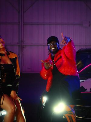 Teamed up with Buffalo Wild Wings for a brand new single Let’s Go Buffalo Wild out now! Tag that special someone you're gonna split a @Buffalo Wild Wings Pick 6 meal for two with @Pepsi zero sugar #bwwpartner