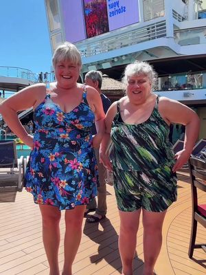 #lindaandheather @carnival #panorama #cindyandgrama @CindyHollis #lovegrama #gramacarolyn 