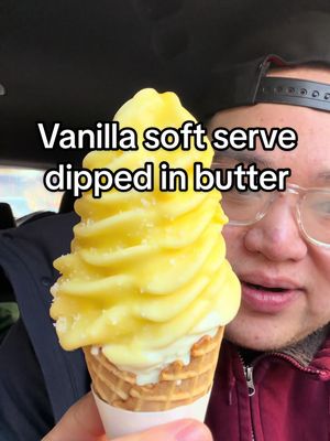 2nd time giving this trend a try. Personally thought it was ok but the butter doesn’t add much for me. Have ya tried it? #eatingwithblim #icecream #butter #nyceats #viralfoods 