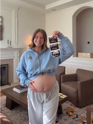 🥲💞💘✨🥰 #baby3 #pregnancy #pregnant #secondtrimester 