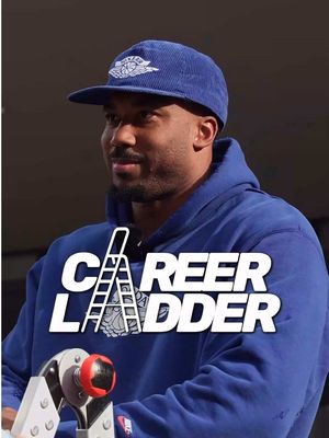 Ep. 501 - Career Ladder 🪜 Guessing jobs at the SUPER BOWL 🏈 #careers #careeradvice #jobs #sports #careerladder 