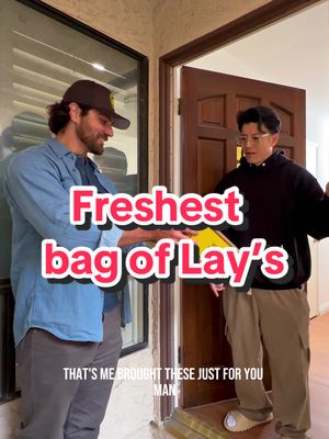 #ad Still can’t believe that’s the guy from the Big Game commercial! He just dropped off the freshest bag of Lay’s right to my door. From potato to chip to door, these Lay’s are light textured, crispy, and delivered right on time! Layschallenge.com