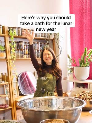 Here’s why you should take a bath before and after the lunar new year (but not during) 🧧🍊 