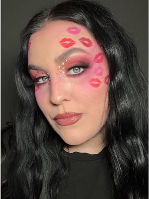 💋 💋 💋  #makeup #makeupartist #ValentinesDay #lips #lipstick