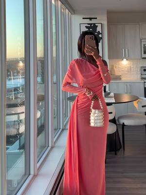 Valentine’s look book 🌹 Which look is your favourite? ❤️ #fashiontiktok #lookbook #chicstyle #tiktokfashion #styleinspo  valentines outfits, valentines lookbook, red outfit inspo, date night outfit, chic valentines look, classy outfit ideas, feminine style, elevated fashion, modern chic outfits, fashion inspo, outfit recap, styling ideas, red on red outfit, soft glam outfits, minimal chic style