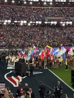 🇧🇧🇧🇧🇧🇧Spotted in the @badbunnypr Super Bowl Half Time Show, along with several other Caribbean flags in a display of unity 😍🙏🏽💙💛 Do you see it? 🔥🔥