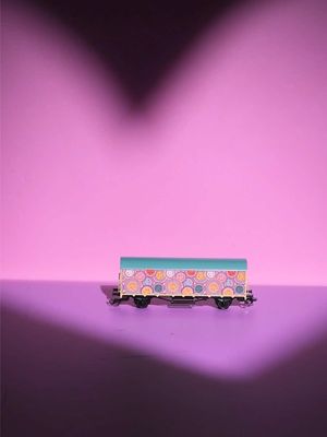All aboard the love train 💘 @Märklin #smiley #ValentinesDay #valentines 