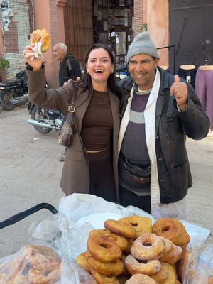 Getting food in the souks of Marrakech >> #souks #morocco #moroccofood #marrakech 