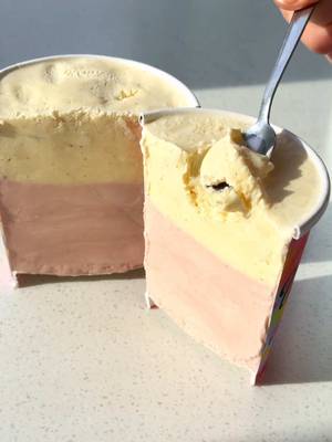 CAN’T DECIDE? GOOD. You can now choose up to two flavors in one pint. Perfect for Valentines Day 💕