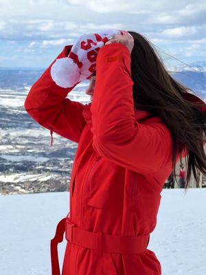 A weekend in Steamboat! This was such a fun trip and a bucket list spot for me. It was a weekend fueled by @Chomps official protein snack of ikon pass! #chompspartner