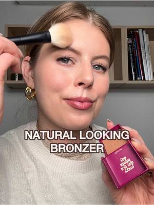 Natural looking bronzer is all about technique 👌 #bronzertutorial #bronzer #makeupdosanddonts @Benefit Cosmetics @rephr 