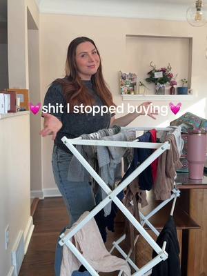 happy vday 💞 here’s some more shit I stopped buying to save money and reduce my waste!!  #savemoneyhack #frugalliving #deinfluencing #nobuy #consciousconsumer  
