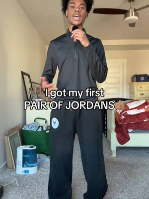 This was the perfect way to start my Jordan collection @GOAT  #goatapp #streetwear #jordans #bradendaily #outfit 