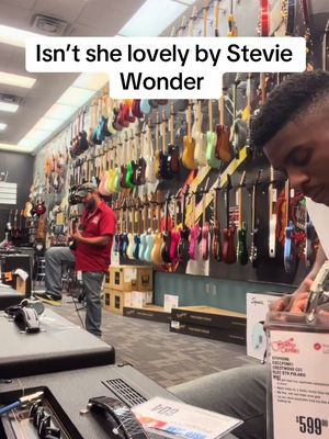 One of my favorite top tier moments @Guitar Center #guitartok #fyp #guitar #steviewonder #guitarcenter 