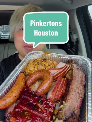 Trying Pinkertons BBQ in Houston for a Food Review! How does it taste? #houston #fastfood #foodreview #foodcritic #mukbang 