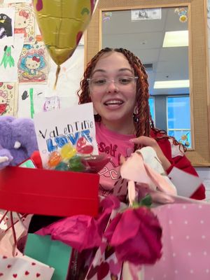 my absolute favorite holiday 💌💓🥰 happy valentine’s day everyone!! #teacher #kindergarten #kindergartenteacher #teachers #youngteacher 