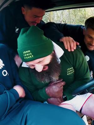 AD A few things you need to know about me!! 👇 1. NEVER take my hat ❌ 2. NEVER tickle me ❌ 3. NEVER agree to a lift from me to training in a  John Lewis Money golf buggy ❌ @John Lewis @Marcus Smith @Henry Slade @jack kenningham #johnlewismoney