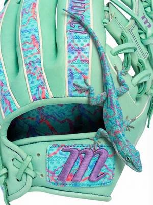Feel The Difference | 02.17.26🦎 @Lizard Skins  #MLB #baseballglove #lizardskins #marucci #baseball 