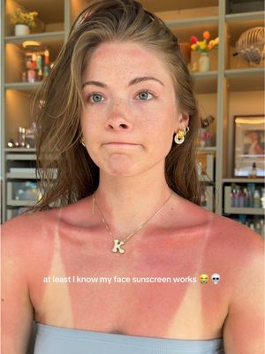 only put it on my face & neck 😭 but I didn’t even reapply I’m honestly shocked bc we’re at the beach for 4 hours💀💅🏼 using the @Kosas dream beam 💗 #spfmakeup #spf #relatable #trending 