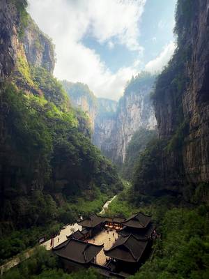 My first time in China 🇨🇳. Explored the incredible Wulong Karst 