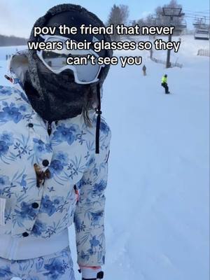 Hello???? 👋🏂 There’s always that one friend… #Eyebuydirect #Snowboarding #Glasses @GND 