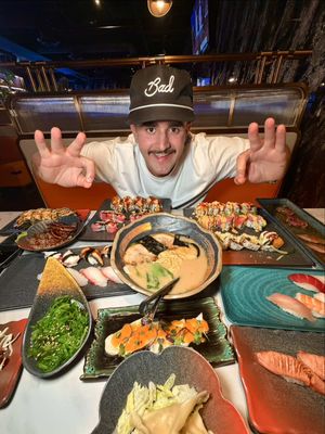 if you’re in Arizona and not abusing all you can eat sushi, what are you doing #arizona #tempe #asu #sushi #azfoodie 
