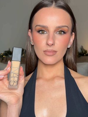 Oily-skin girlies come to the front! Introducing @NARS Cosmetics new Natural Matte Longwear Foundation! Available 2/19 #narspartner #oilyskinmakeup 