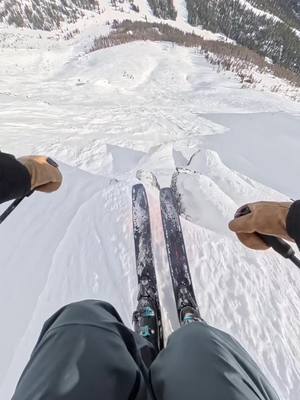 Fun line taking six turns down ER3 #ski #skiing #lakelouise 