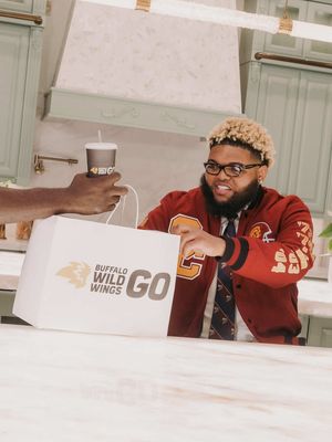 Pass me some of those chicken dippers baby 🤣 @Buffalo Wild Wings Pick 6 meal for Two for just $19.99 #bwwpartner