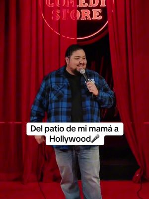 Empezamos en el patio trasero… y ahora estamos en Hollywood. Despacio, pero llegando. 😌 ¡Sí se puede! 🇸🇻 #Salvadoreños #Pupusas 