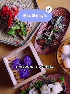 Her restaurant in New Orleans was called Royal China. But everyone always called it Miss Shirley’s.  📍 Miss Shirley’s 3009 Magazine St, New Orleans, LA 70115 Thanks to Matthew who I met in Marigny at a bar who told me about Miss Shirley. Follow for more stories about people and food. ❤️