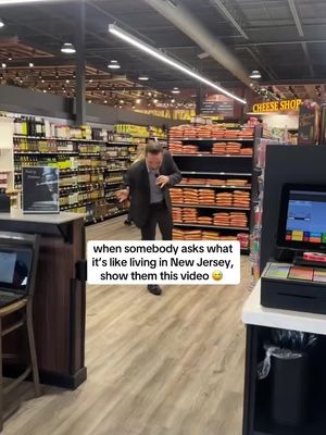 we love our country, New Jersey 😌 scenes (and sounds) from Livoti’s in Brick yesterday #jerseyshoregirl #jerseyshore #nj 