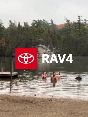 Get together with the all-hybrid RAV4. The best memories begin when the plans leave your phone and hit the road. Where in Canada are you braving a cold plunge with your crew? Retrouvez-vous avec le RAV4 entièrement hybride. Les meilleurs souvenirs commencent quand les plans quittent votre téléphone et prennent la route. Au Canada, où osez-vous un plongeon à froid avec votre gang ?
