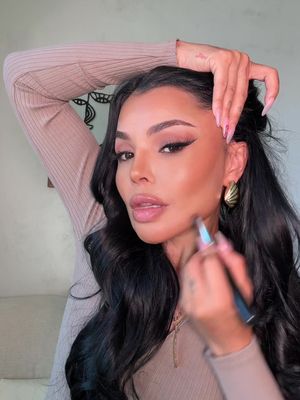 Amooo. https://www.instagram.com/terracotabeauty?igsh=MWJrNGliN3FhamN3eA==