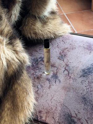 Softly absorbing into your skin, House of Balance’s Eye Slow. Anytime, anywhere, even over makeup, for effortless daily care.  A small ritual in the middle of your day, bringing balance back to your eyes. #houseofbalance #houseofbalanceus #houseofbalanceusa #houseofbalancenyc #fyp