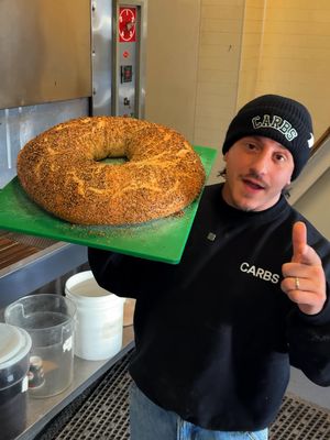 How we bake a JERSEY JUMBO BAGEL 🥯 #nj #bagels #breakfastsandwich #bangin