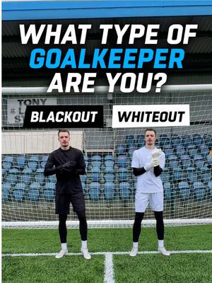 Modern era or old-skool… 🤔 Goalies, pick your side! ⚪️⚫️ #goalkeeper #oldschool #newera #epl #goaliegloves  @RushGK 