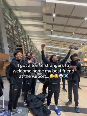 LMAOOOO KEEP WATCHING UNTIL THE END!! GUYS I have no idea how I pulled this off🤣🤣🤣🤣⭐️⭐️⭐️@morgan #freewill #omg #airport #surprise #meganmillion @delta @American Airlines @Southwest Airlines @Deltaairlines @United Airlines @AlaskanAir 