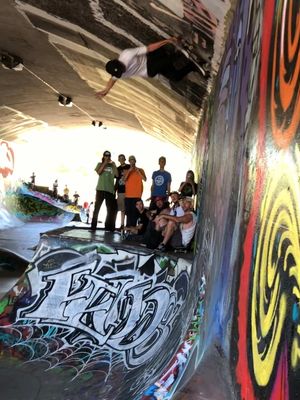 Tristan Rennie giving the people what they want and more! ⚡️ #rockstarenergy #Skateboarding #totw 