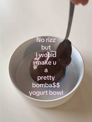 I’m an expert at this at this point 👩‍🍳 If you’re new here, this is strained yogurt mixed with blue spirulina (naturally colored) and honey, topped with dark chocolate, sea salt, and blueberries 🫐 #fage#breakfast#breakfastinspo#blueberries#yogurtbowl 