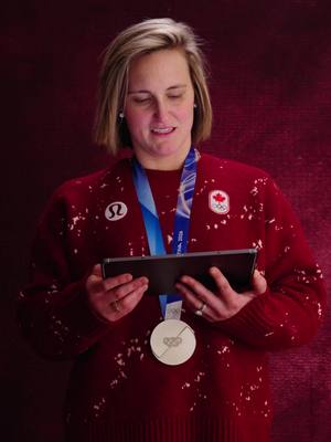 Dear Team Canada, thank you for inspiring us to dream big, work hard, and never give up. ❤️🏒🇨🇦 Watching the women’s hockey team read letters from fans is a reminder that the impact goes far beyond the ice. Every word, every drawing, every cheer, all matter.