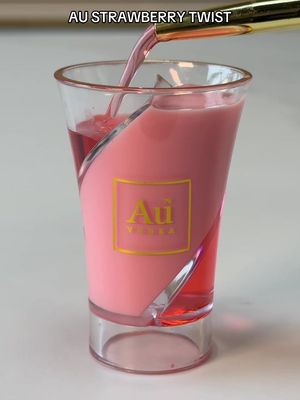 Au Strawberry Twist shot🍓🍓 This combo is 10/10🤤 #drinktiktok #drinkideas #drinktok #shotshotshot #drinksound 