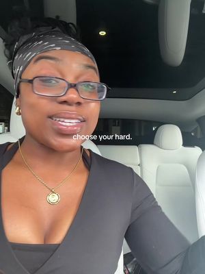 it’s ALLLL hard baby. you just gotta choose yours 🤏🏾 #fitness #fitnessmotivaton #fitnesstips 