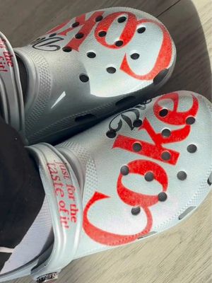 Iconic style meets ultimate comfort 🥤 The Diet Coke Classic Clog brings a retro vibe, lightweight, breathable, and perfect for a casual everyday look… if you want to be iconic 😏 Video by @horram.ky  #CrocsUK #crocs #cocacola #shoes #collab 