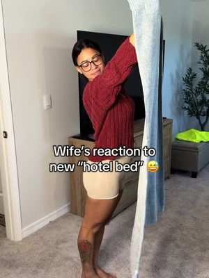 This is the luxury bamboo topper by bedlore, infused with bamboo, great for your skin and repels mites, bugs, and stains! #bedlore #mattresstopper #bamboomattresstopper 