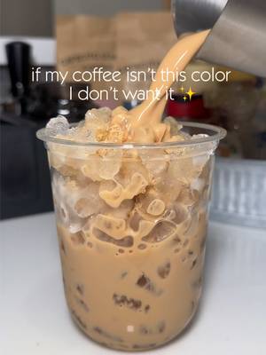 I just don’t want it — such perfection  #coffee #coffeeathome #barista #coffeelovers #icedlatte 