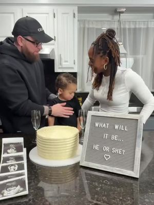 It’s a GIRL! #GirlDad #GenderReveal 