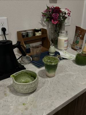 me & my matcha 🤞🍵