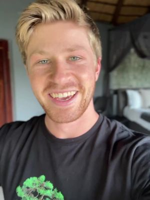 Tickets are now available for our Steve Irwin Gala in Las Vegas May 2. Head to the link in my bio to find out more, can’t wait to see you there! 